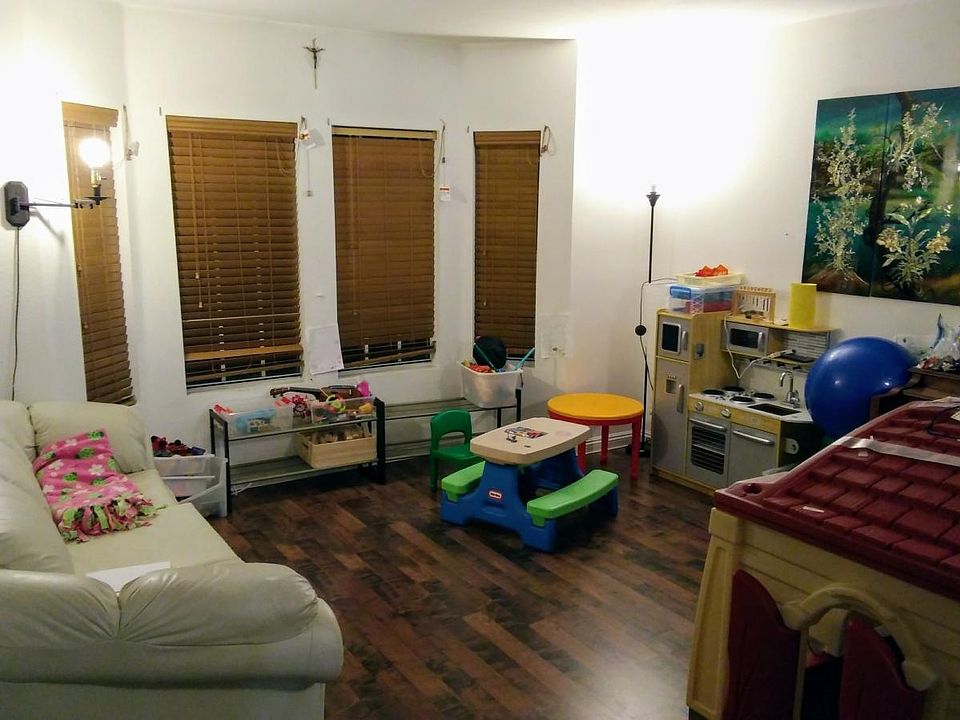 Large Play Room