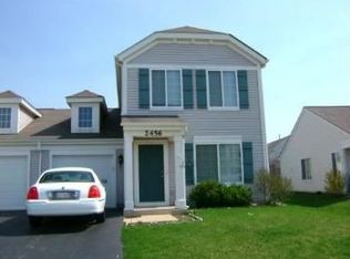 2456 Roxbury Ln, Montgomery, IL 60538