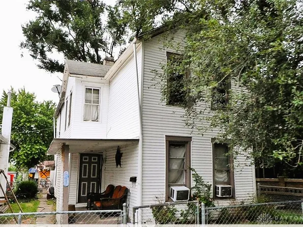 17 Caho St, Shively, OH 45410