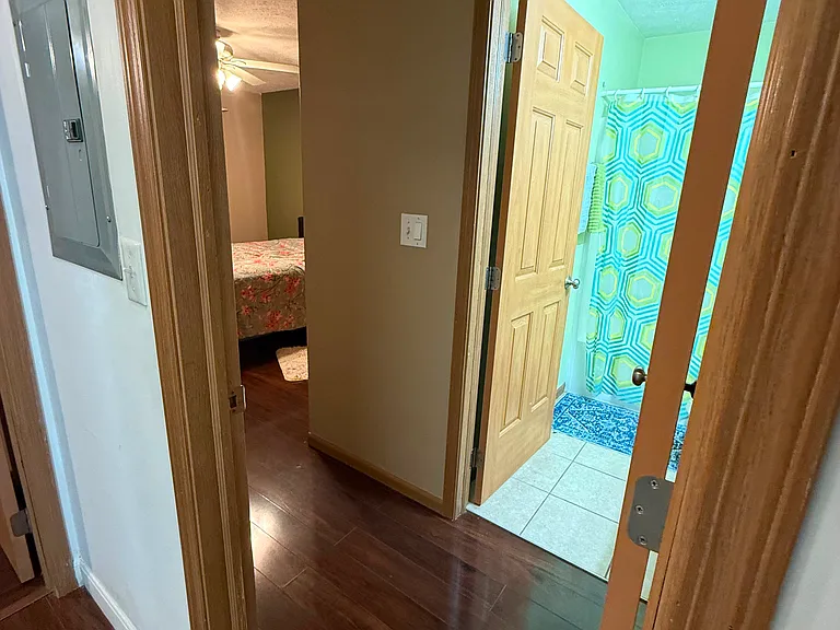 421 Creekside Dr #421 — Photo 8