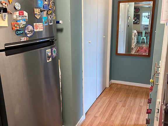 4th image of 717 Bolling Ave #A