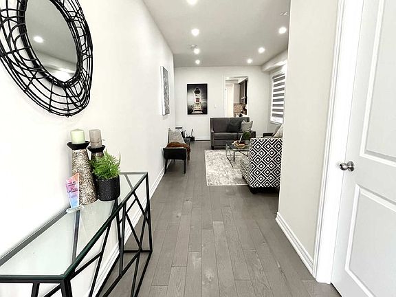 4th image of 63 Cobriza Cres