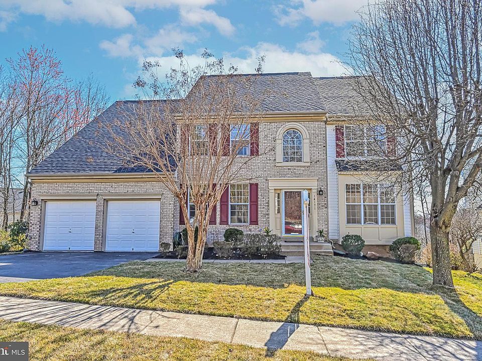 1st image of 14171 Darkwood Dr
