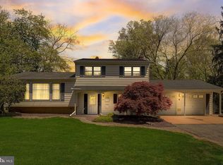 4 Rosetree Ln, Lawrence Township, NJ 08648