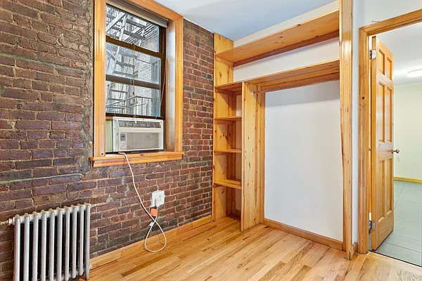 Rented by Corcoran | media 14