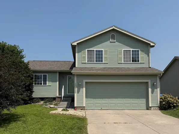 20926 Oak St, Gretna, NE 68028