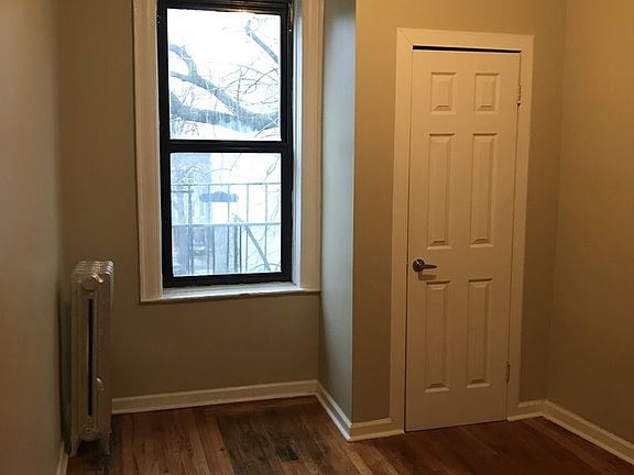 2nd image of 542 Parkside Ave APT D4