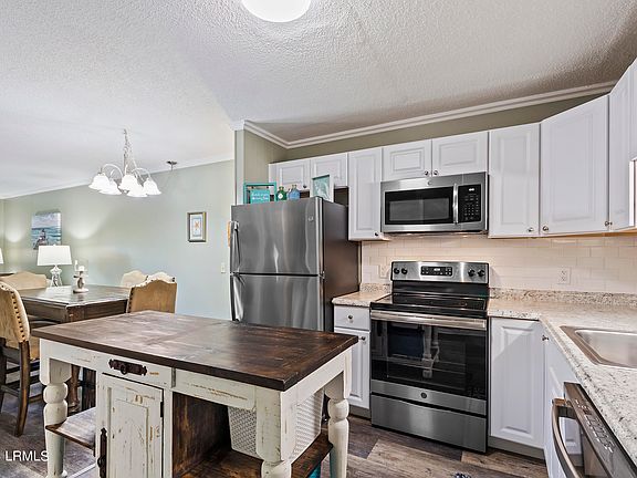 4th image of 104 Cordillo Parkway #M4