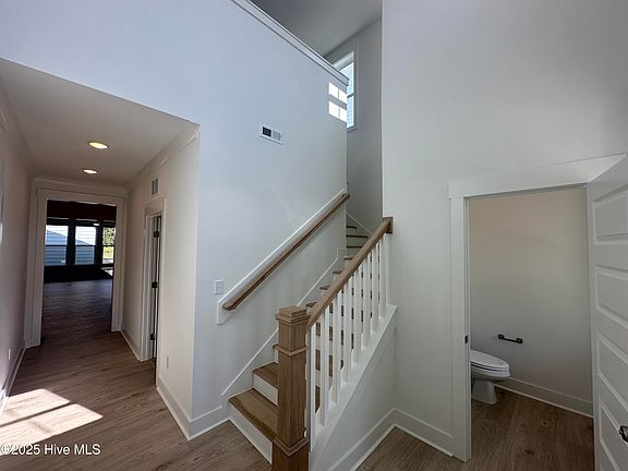 4th image of 3919 Watersail Drive #91