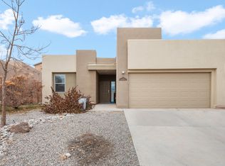 1707 Lark Dr NE, Rio Rancho, NM 87144