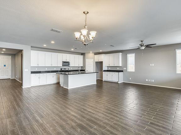 3rd image of 22496 E Munoz St