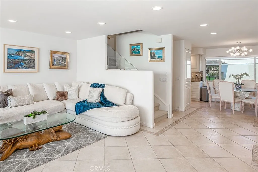 2 bed, 1700 sqft, $12,500 — Photo 4