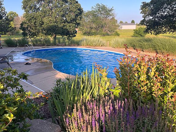 2nd image of 3174 W Farm Road 50