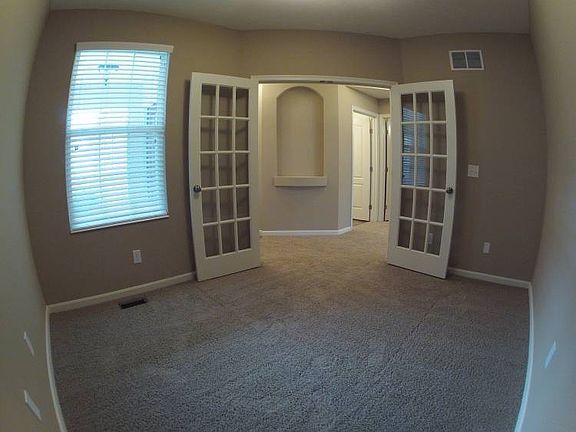3rd image of 8160 Bridgepoint Dr
