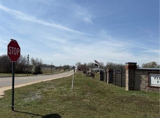 1303 S Highway 43 St #1, Siloam Springs, AR 72761