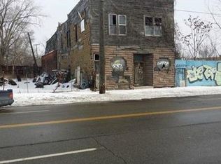 8320 Conant St, Hamtramck, MI 48211