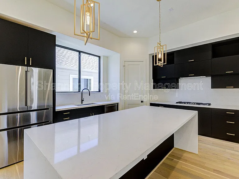 1803 Dunlavy St — Photo 14