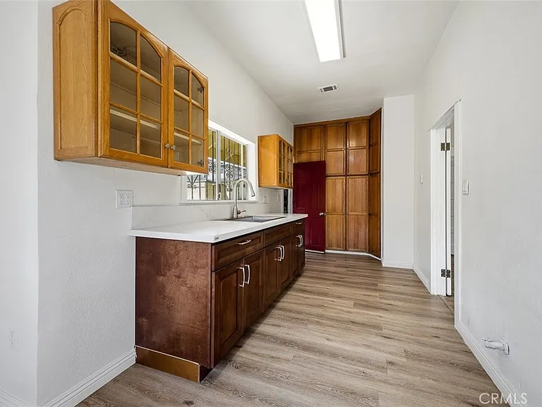 209 N Monterey St — Photo 14