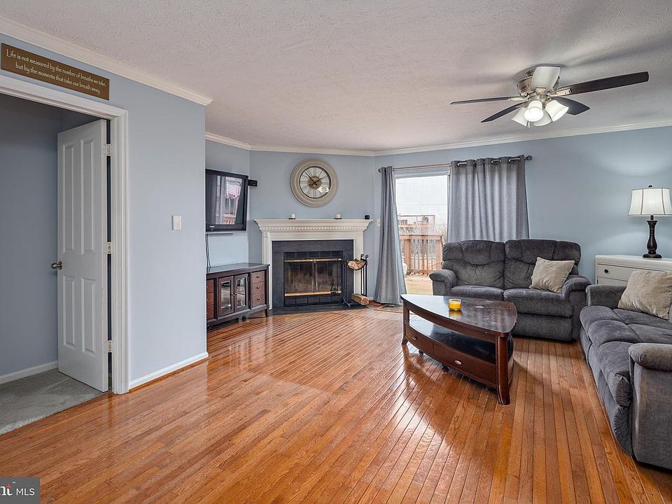 1st image of 3904 Tidewood Rd