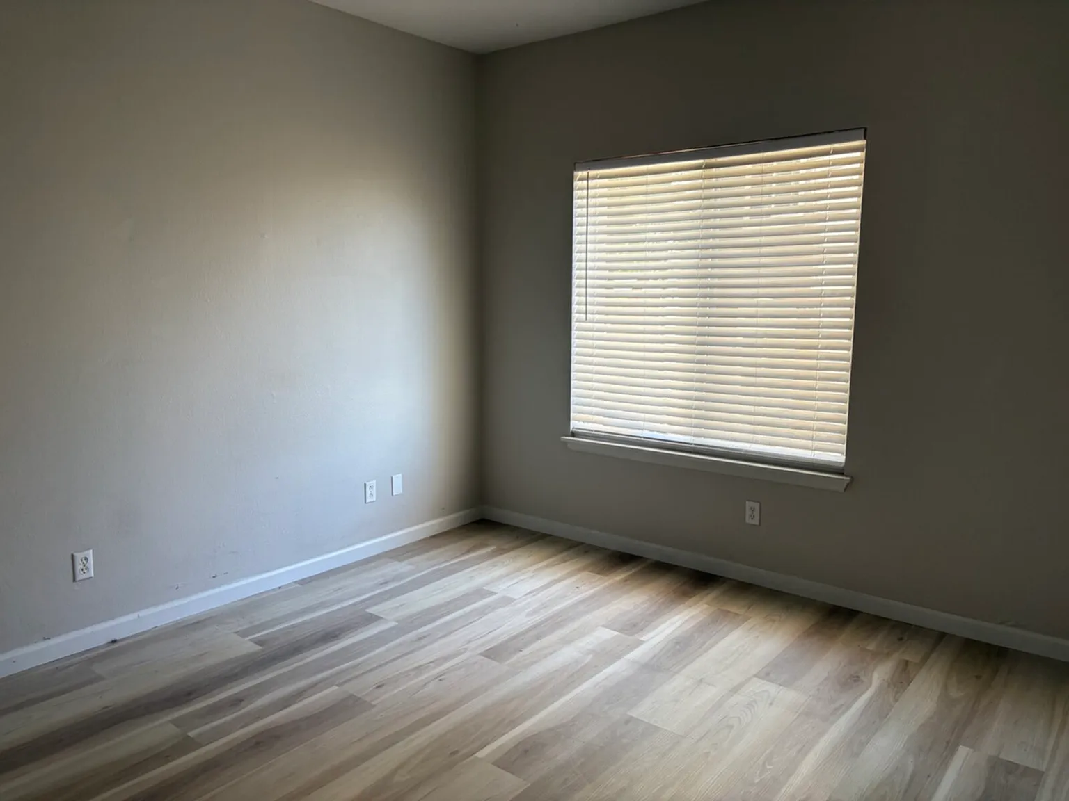 2 bed, 2.0 bath, 1100 sqft, $1,600 — Photo 4