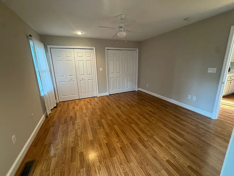 42 S Park Dr — Photo 12