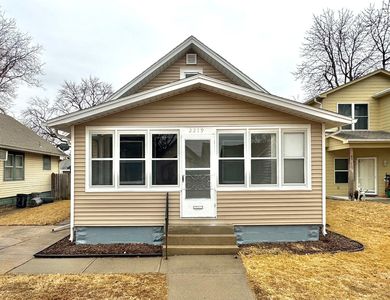 2219 Avenue F, Council Bluffs, IA, 51501