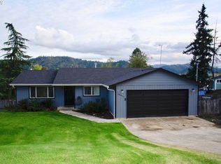 14011 Lookingglass Rd, Winston, OR 97496