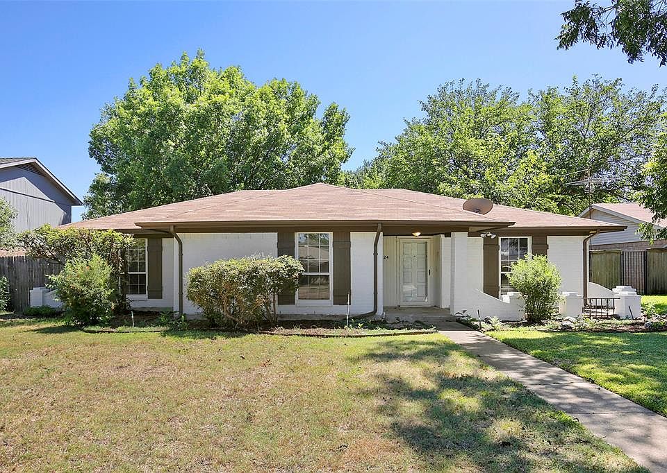 1st image of 2424 Laurel Ln
