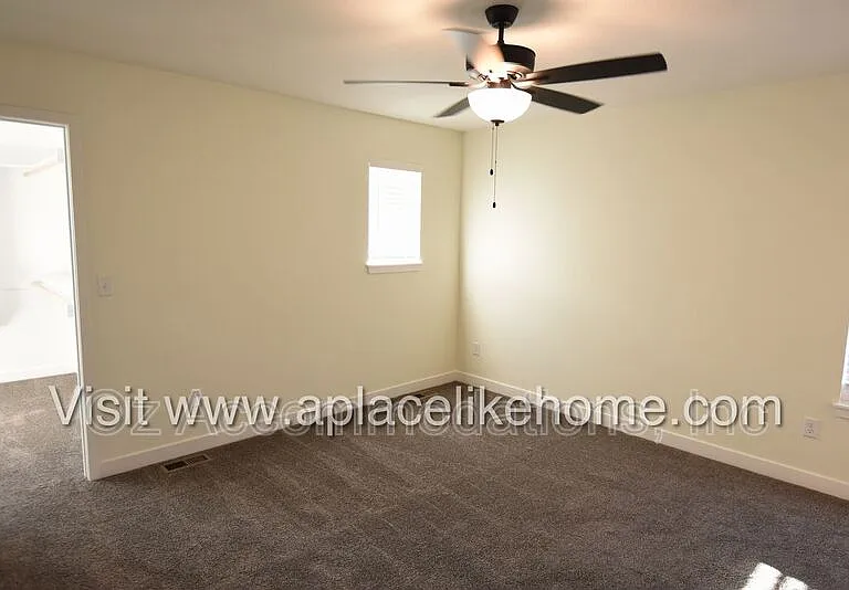 4008 NW 95th Ter — Photo 24