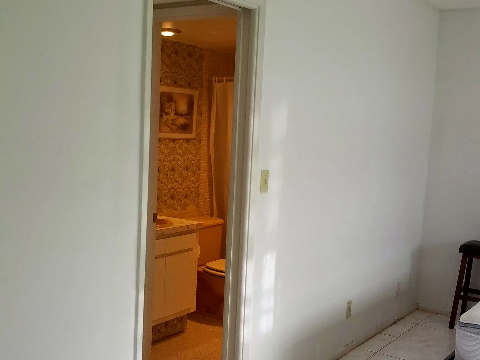 2 bed, 1150 sqft, $1,700 — Photo 4