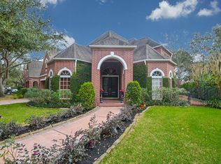 21 Ambleside Crescent Dr, Sugar Land, TX 77479