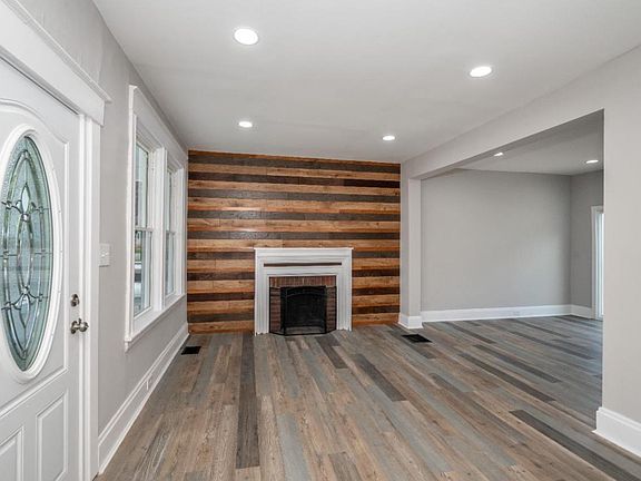 3rd image of 4032 Oleary Ave