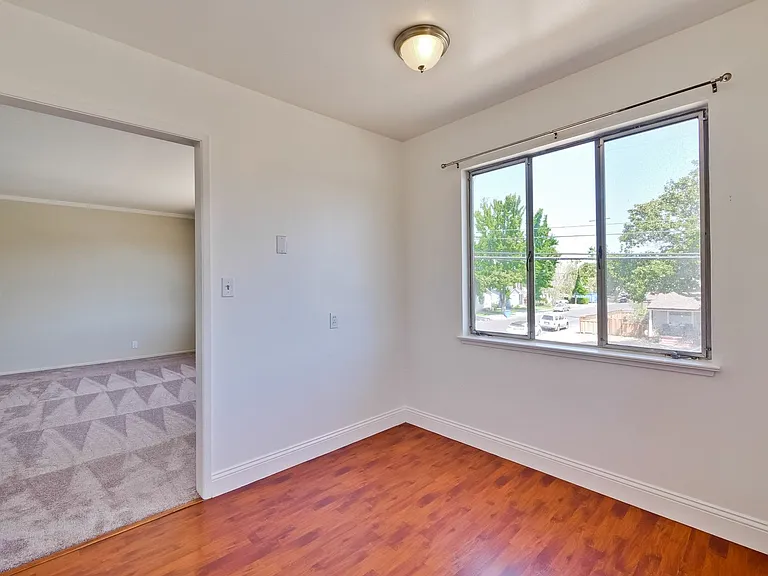 1610 Santa Clara St — Photo 16
