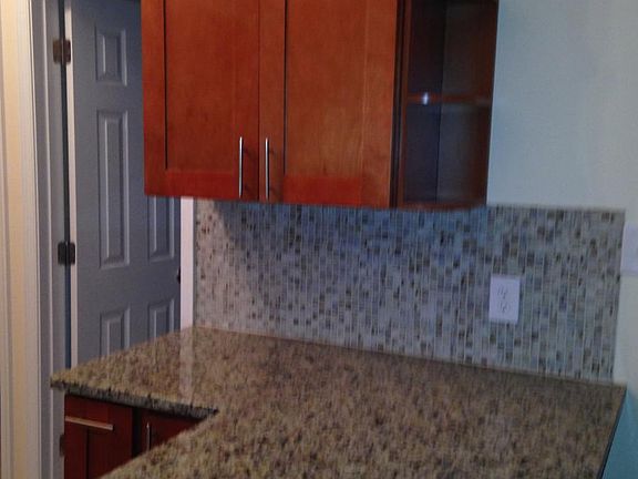 Another view of kitchen/breakfast bar