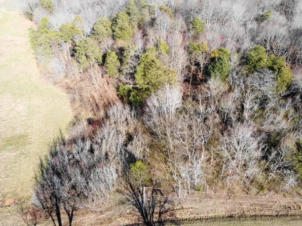 875 Boyd Rd #26, Reidsville, NC 27320