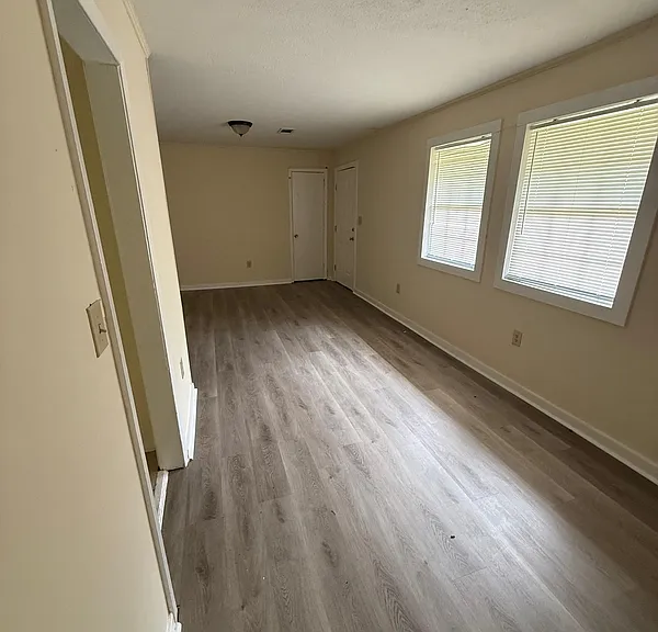 1326 Cadillac Dr — Photo 7