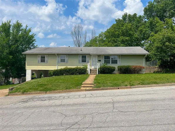 32 Irene Ln, Rolla, MO 65401