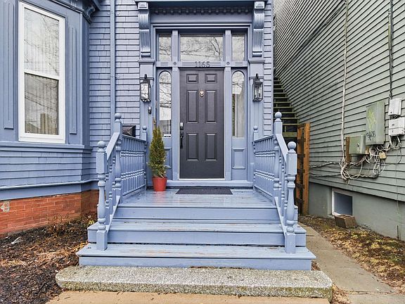 3rd image of 1165 Tower Rd