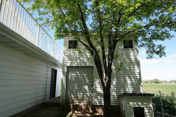 2 Level Shed
