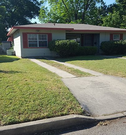 2nd image of 143 Norfolk Pl