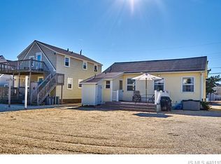 119 E 26th St, Brant Beach, NJ 08008