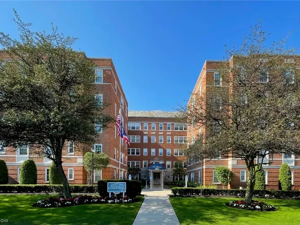 19015 Van Aken Blvd APT 304, Shaker Heights, OH 44122