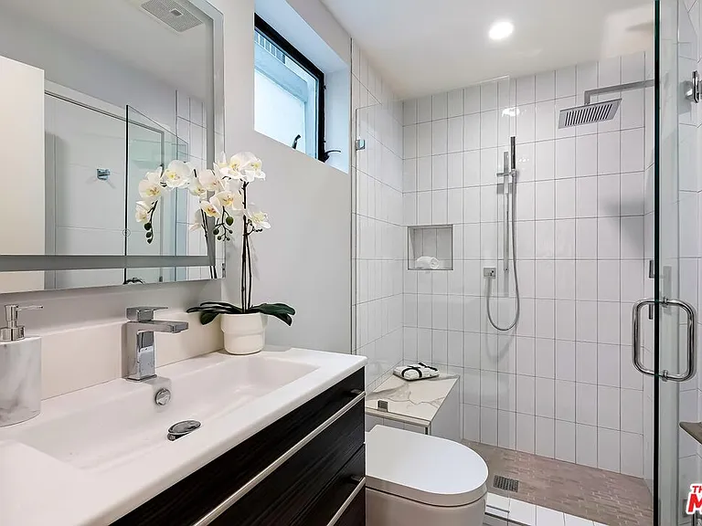 489 S Willaman Dr — Photo 56