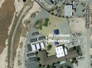 1550 S Grant St, Pahrump, NV 89049