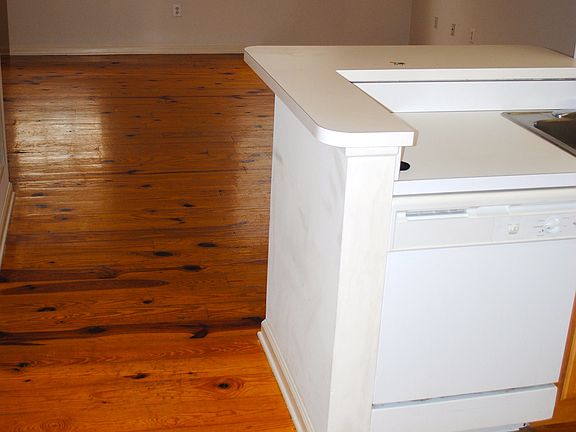 3rd image of 247 N 2nd St APT 2C