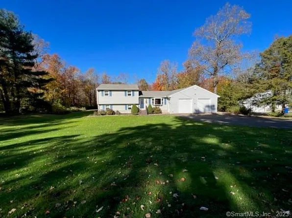 30 Conifer Drive, North Branford, CT 06472