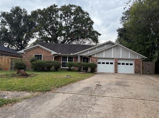 4202 Ponca St, Pasadena, TX 77504