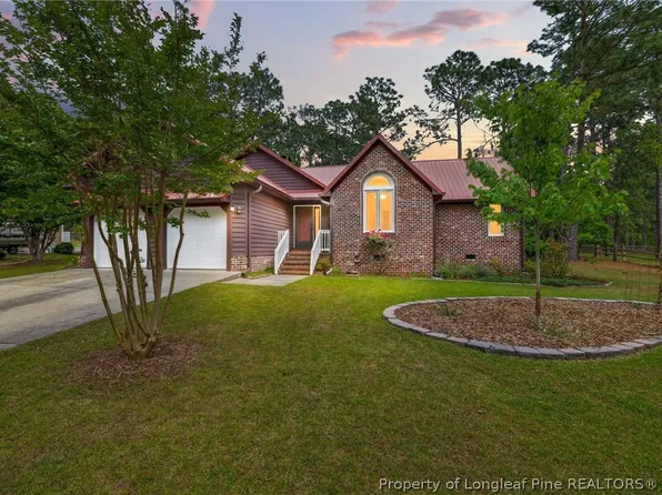 30 Racquet Ct, Sanford, NC 27332