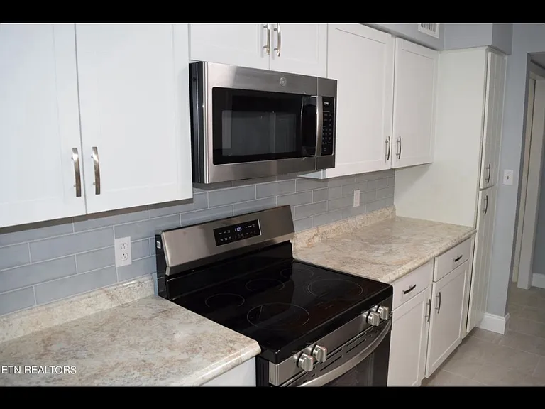 508 Berlin Dr — Photo 14