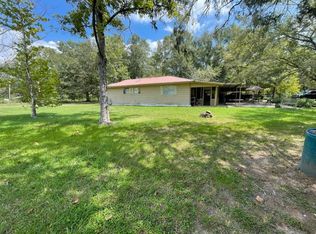 45305 Chemekette Rd, Ponchatoula, LA 70455
